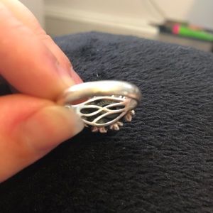 Pandora Jewelry - Pandora Dew Drops on Flowers Ring Pandora Jewelry - Pandora Dew Drops on Flowers Ring